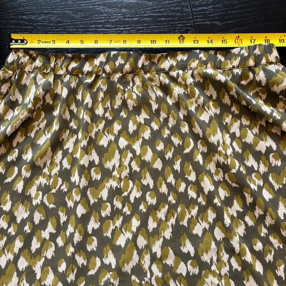 Banana Republic XLT Green Print Lined Skirt Elastic Waist‎ Pull On Artsy Flowy